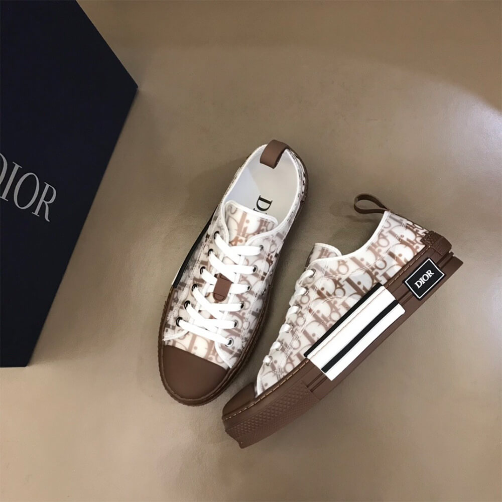 B23 LOW-TOP SNEAKER